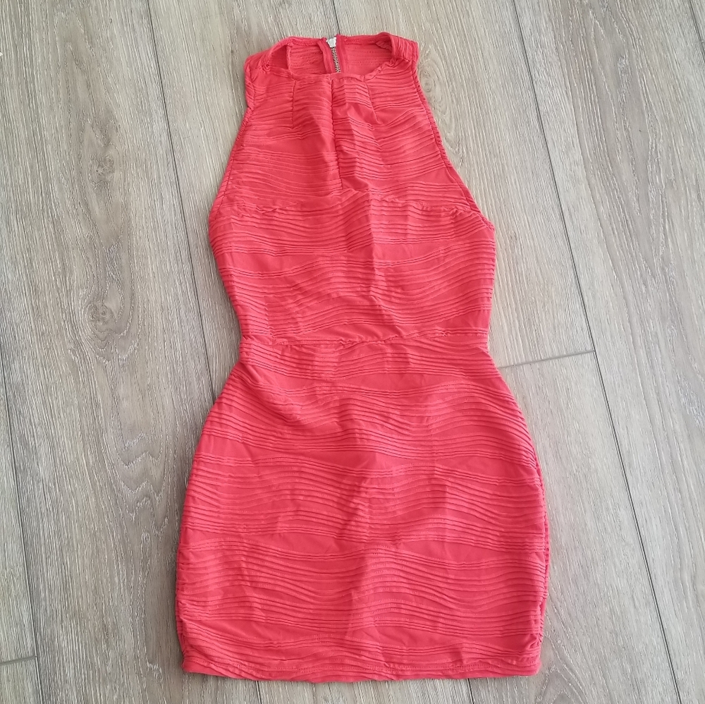 Mini dress size S stretchable light red